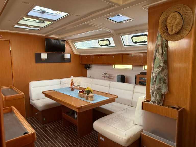 Sailboat rental with or without captain Bavaria Níkiti