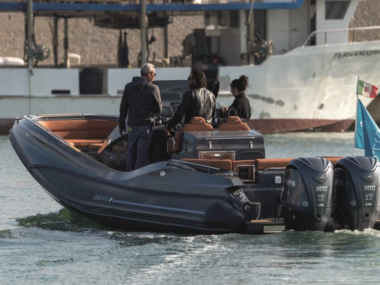 Rent a  Motorboat B Porto San Giorgio