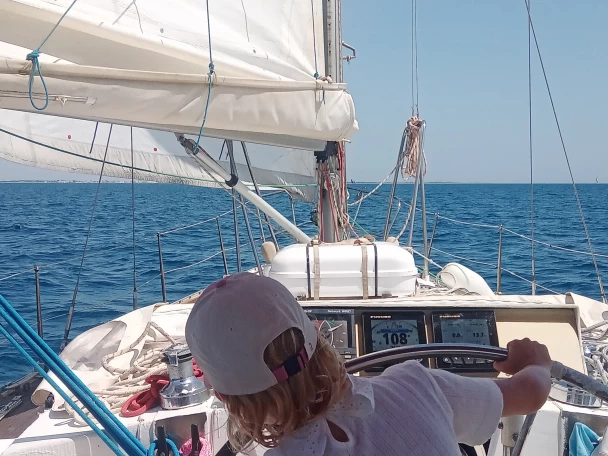 Rent a Kit Marine KM 10.50 Port-Camargue