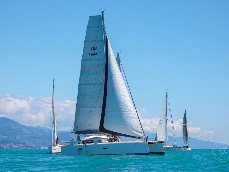 Catamaran rental in Toulon - Marsaudon Composites TS 42