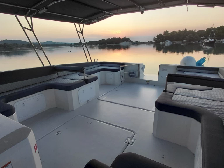 Yacht charter Thessaloniki (City) cheap Stark 45