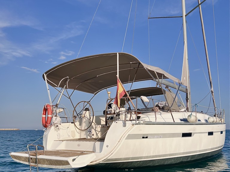 Sailboat rental in Calafell - Bavaria Bavaria 40 Cruiser