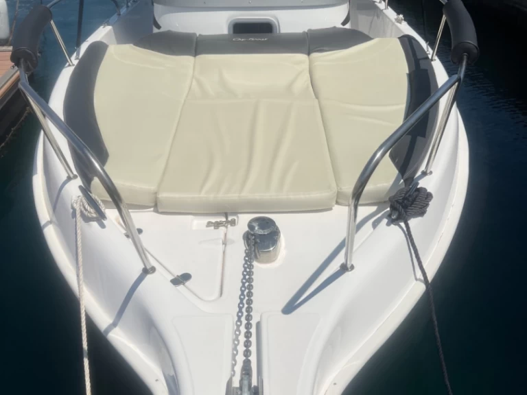 B2 Marine Cap Ferret 702 Open in Ajaccio on SamBoat