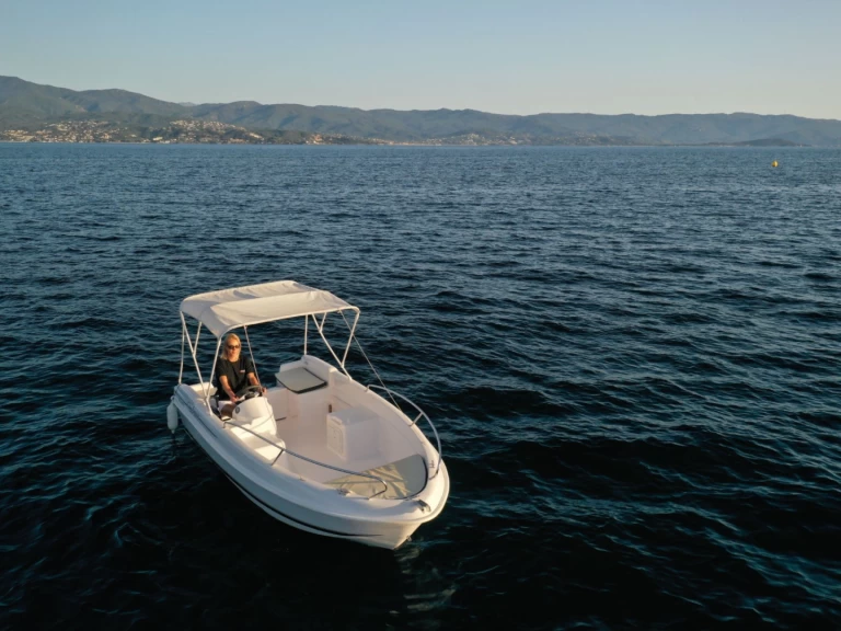 Boat rental B2 Marine 452 Open in Appietto on Samboat