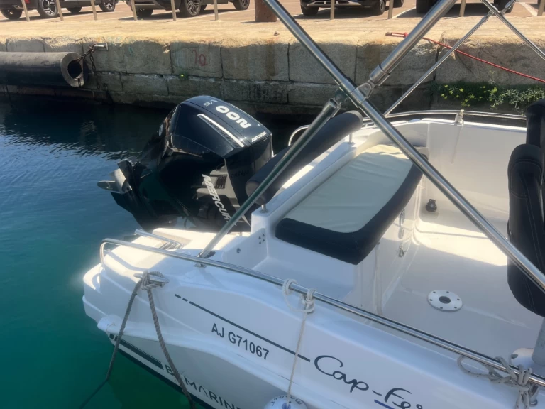 Yacht charter Ajaccio cheap Cap Ferret 702 Open
