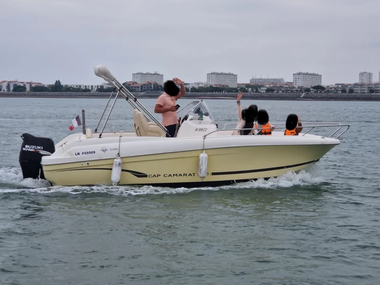 Boat rental Jeanneau Cap Camarat 6.35 in Les Minimes on Samboat