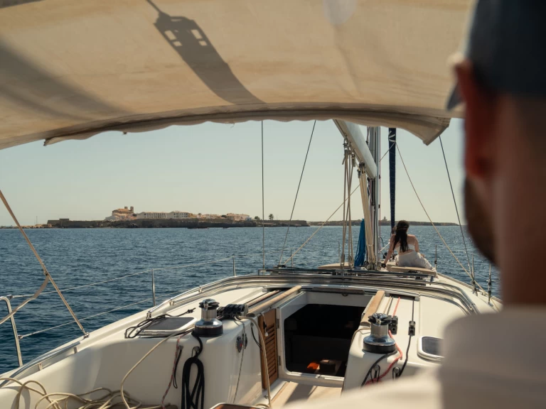 Bénéteau Oceanis 50 charter bareboat or captained in  Santa Pola