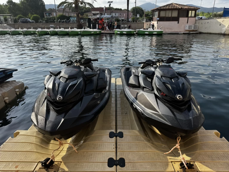 Rent a Sea-Doo Sea-Doo RXP-X 300, Port Grimaud