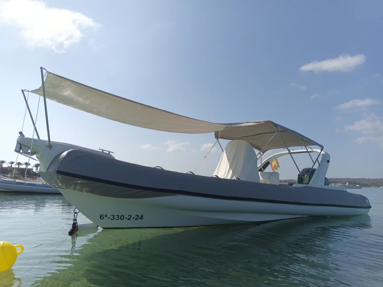 Sunshine 745 in Marina Formentera on SamBoat