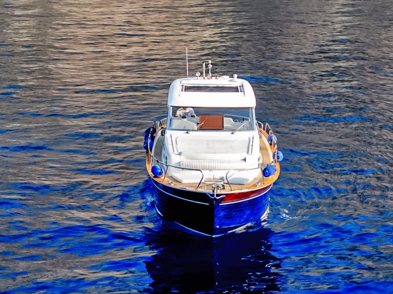 Motorboat for rent Massa Lubrense at the best price