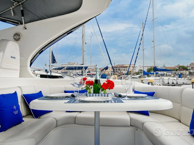 Sealine Sealine S 41 charter bareboat or captained in  Puntone
