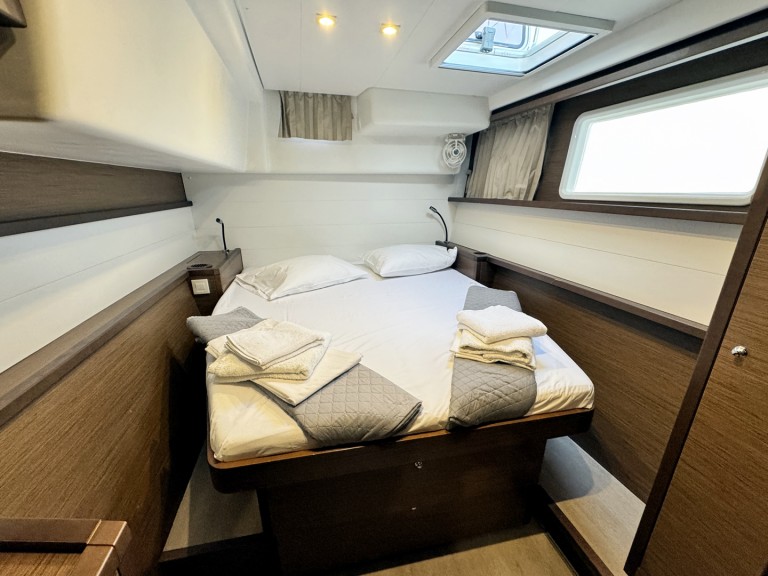 Lagoon Lagoon 450 Sport Top in Nikiána on SamBoat