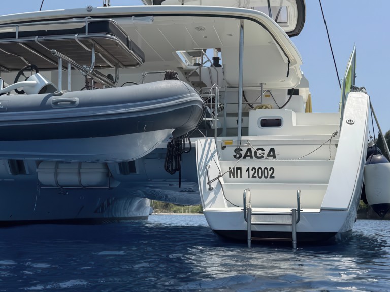 Yacht charter Nikiána cheap Lagoon 450 Sport Top