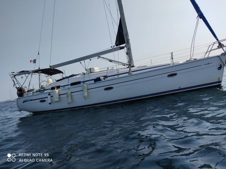 Bareboat Rental Sailboat Bavaria with a boat licence
