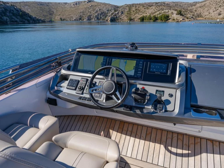 Boat rental Princess F55 in Antibes on Samboat