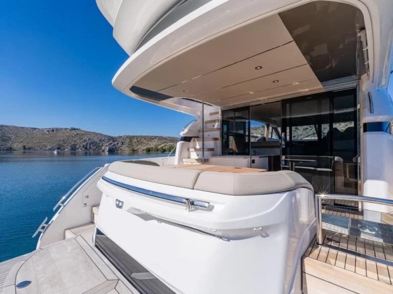 Luxury Yacht rental with or without captain Princess Antibes