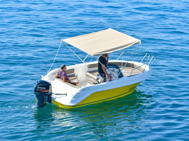 Motorboat for rent Hvar at the best price