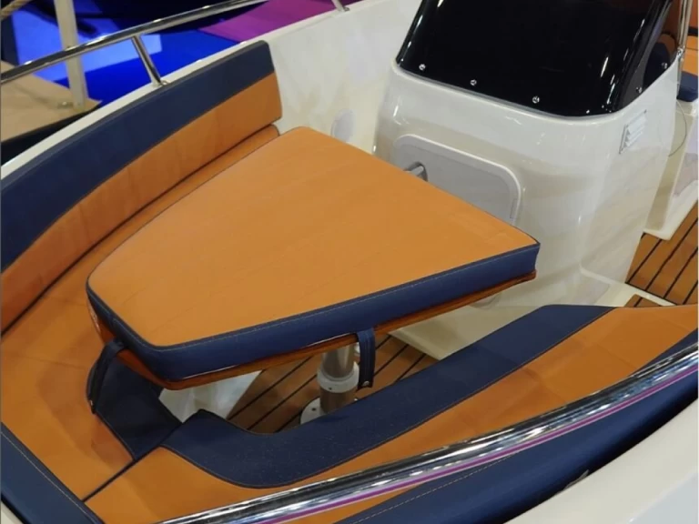 Rent a AM Yacht 500 Open Benalmádena