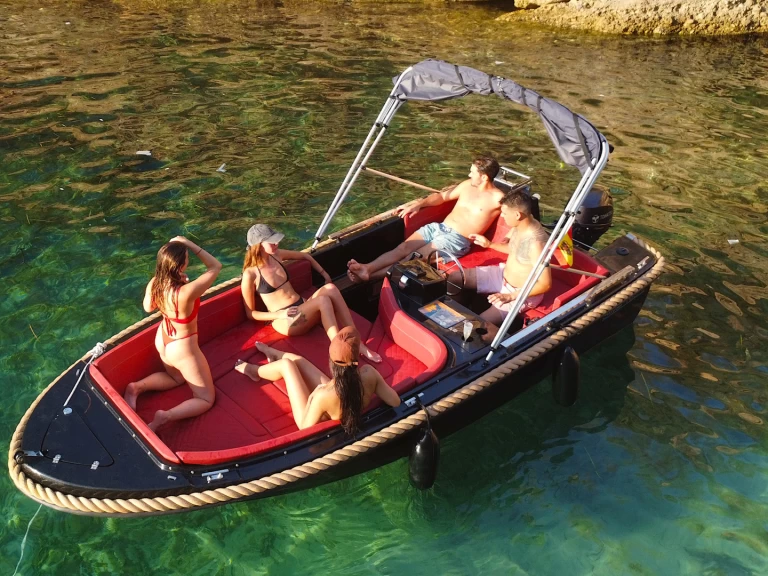 Motorboat for rent Sant Antoni de Portmany at the best price