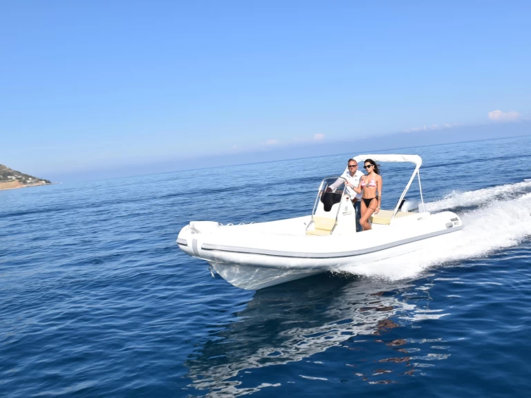Altamarea Wave 20 in Palermo on SamBoat