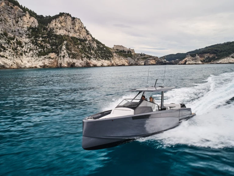 Boat rental VIRTUE YACHTS VIRTUE V10 in Palamós on Samboat