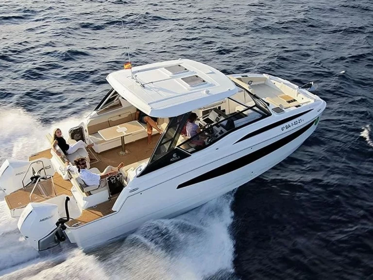Motorboat for rent Saint-Raphaël at the best price