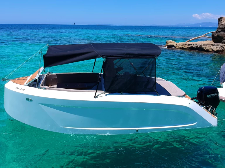Motorboat rental with or without captain Valory Palma de Mallorca