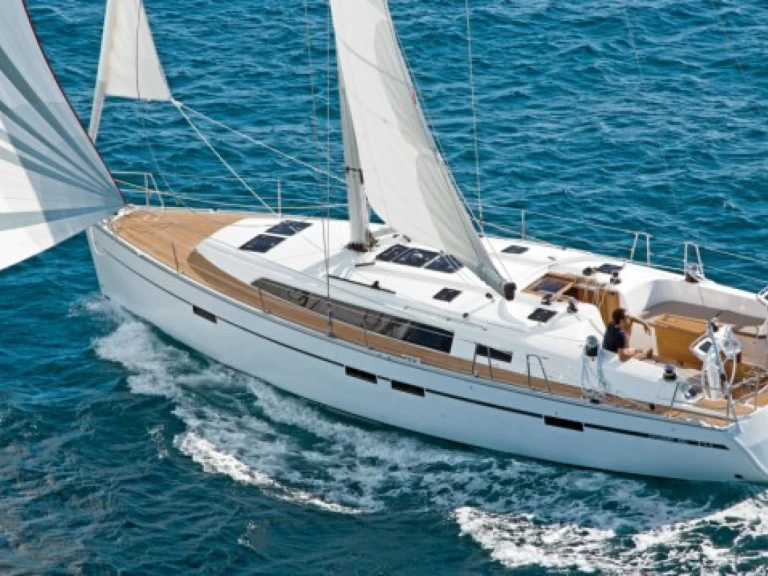 Sailboat rental in Fethiye - Bavaria Cruiser 46
