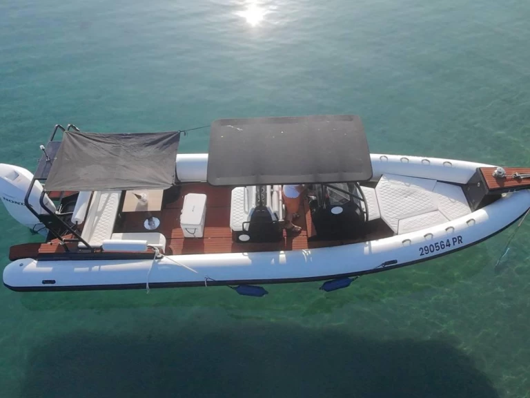 Bareboat Rental RIB Rib with a boat licence