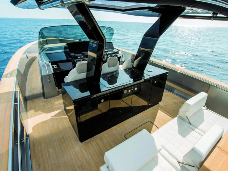 Bareboat Rental Motorboat Cantiere Del Pardo with a boat licence