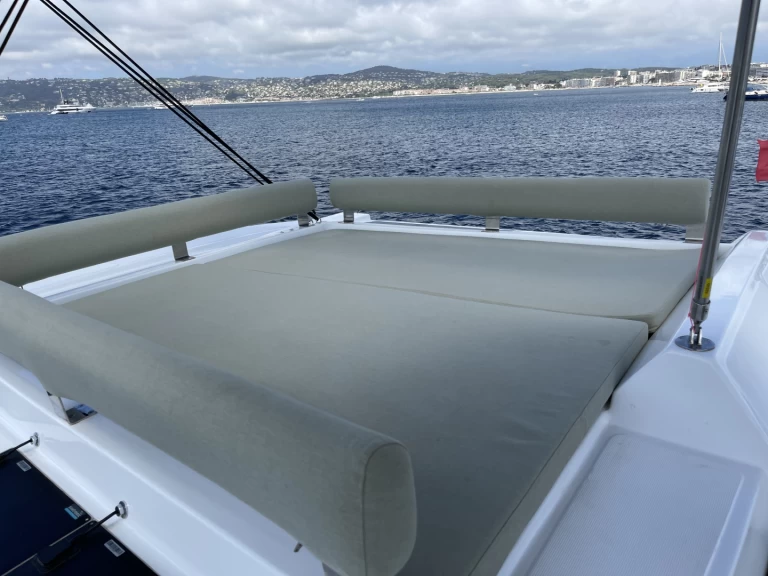 Rent a Bali Catamarans Bali 4.2 Bas du Fort Marina