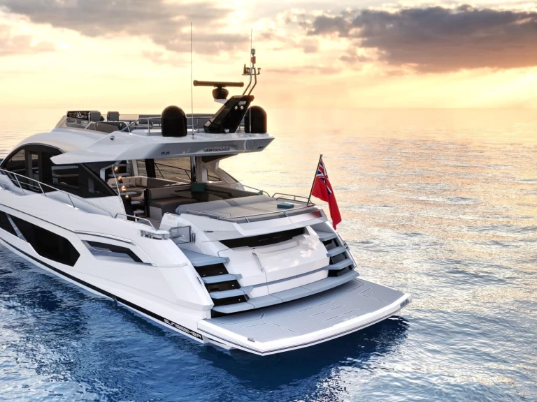 Boat rental Sunseeker Sunseeker 75 Yacht in Alimos on Samboat