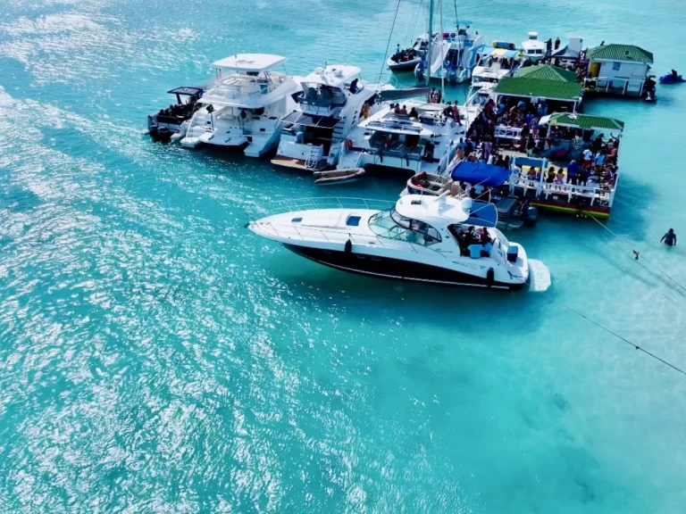 Yacht charter Turks Islands cheap SUNDANCER 420