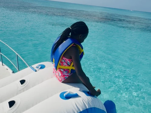 Luxury Yacht rental with or without captain Sea Ray Turks Islands