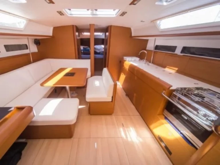 Yacht charter Alimos cheap Sun Odyssey 479