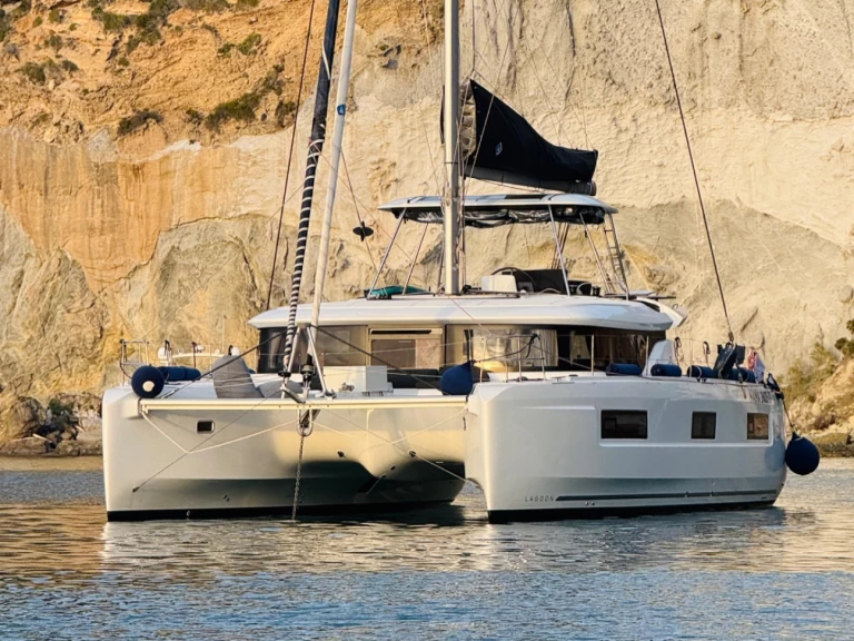 Boat rental Lagoon Lagoon 46 in Cugnana Verde on Samboat