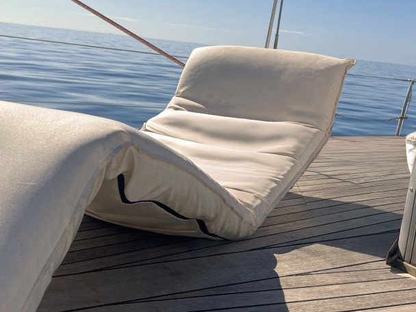 Rent a D&D Yacht D&D Kufner 54 Procida