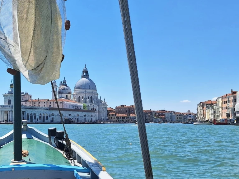 Boat rental Amadi Bragozzo in Venice on Samboat