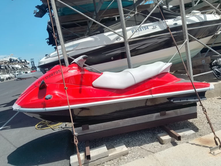 Yacht charter Port Leucate cheap Yamaha VX