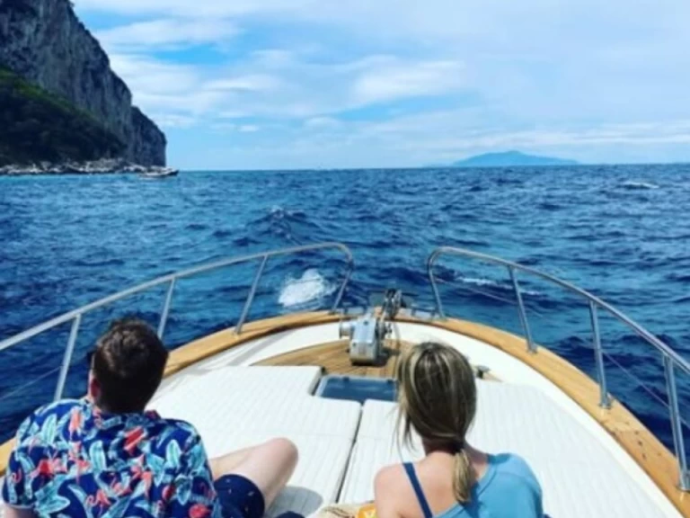 Motorboat rental in Capri - Fratelli Aprea Sorrento 7,50 Semi Cabinato