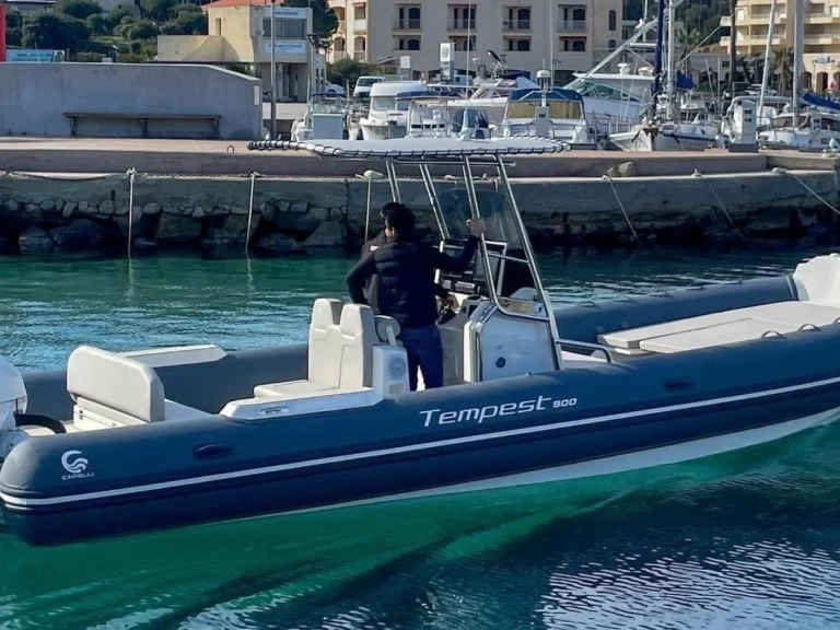 Boat rental Capelli Tempest 900 Luxe in Marine de Sant'Ambrogio on Samboat