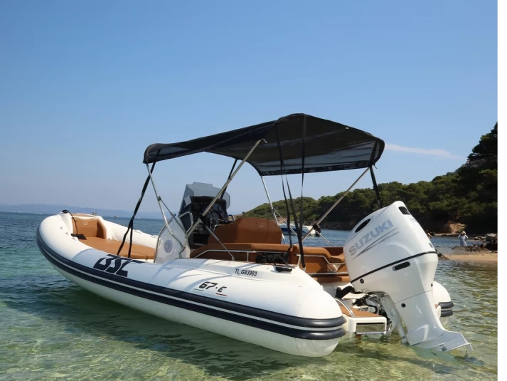 Bsc Bsc 67 élégance charter bareboat or captained in  Hyères