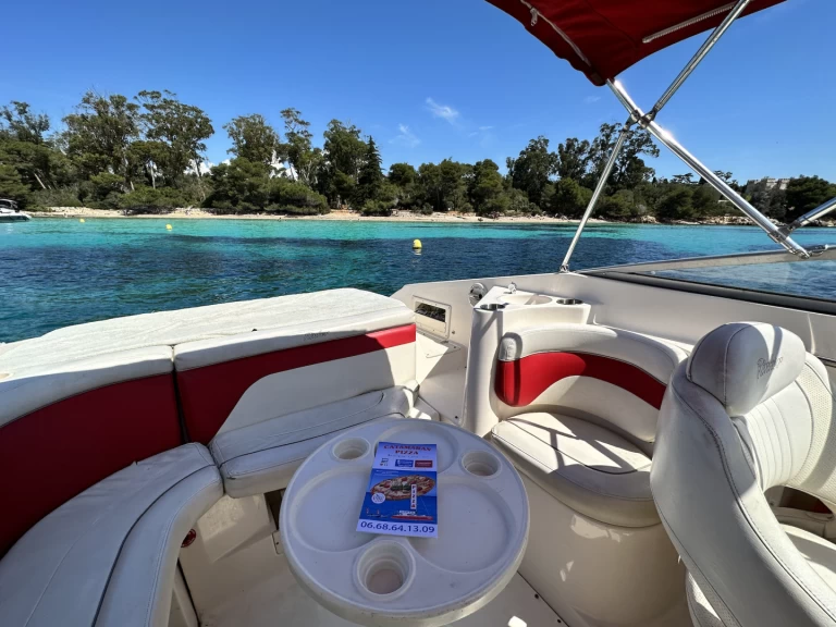 Rent a Rinker Captiva 232 Cudy Vieux Port de Cannes