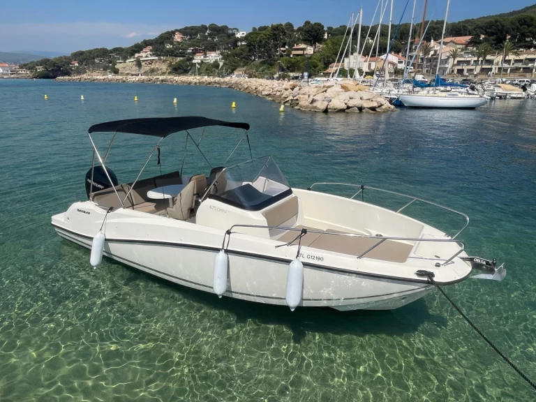 Motorboat rental with or without captain Quicksilver La Madrague