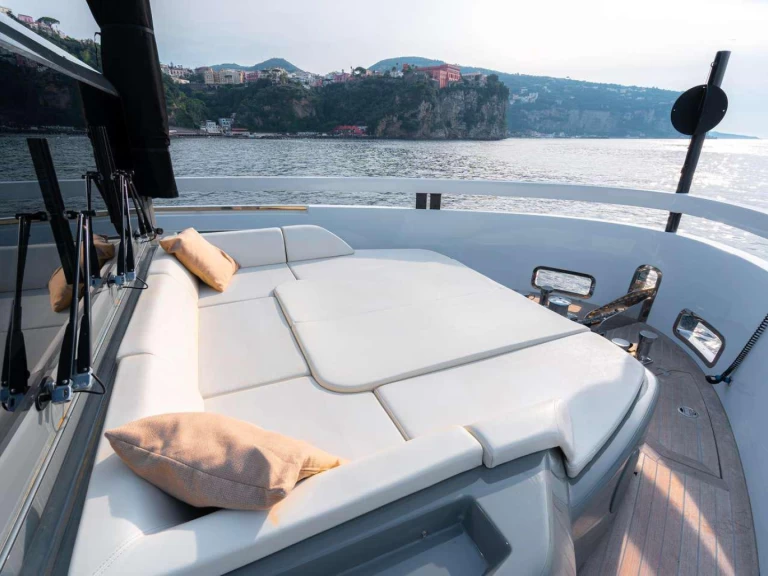 Arcadia 85 in Palma de Mallorca on SamBoat