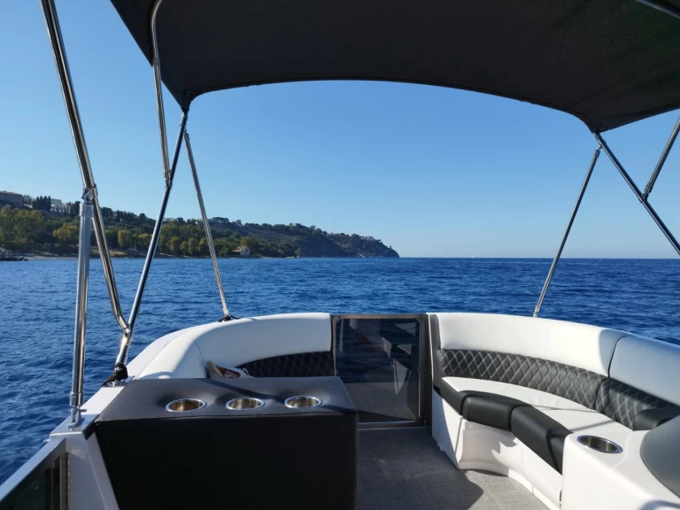 Motorboat rental in Milazzo - Swiss-Boat/Italy Boat Funlounger 8.5