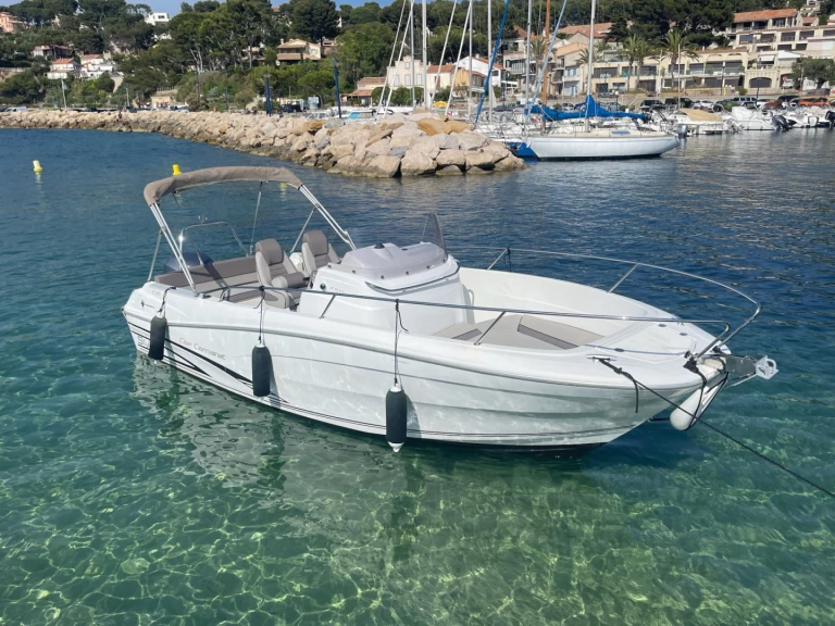 Jeanneau Cap Camarat 7.5 CC charter bareboat or captained in  La Madrague