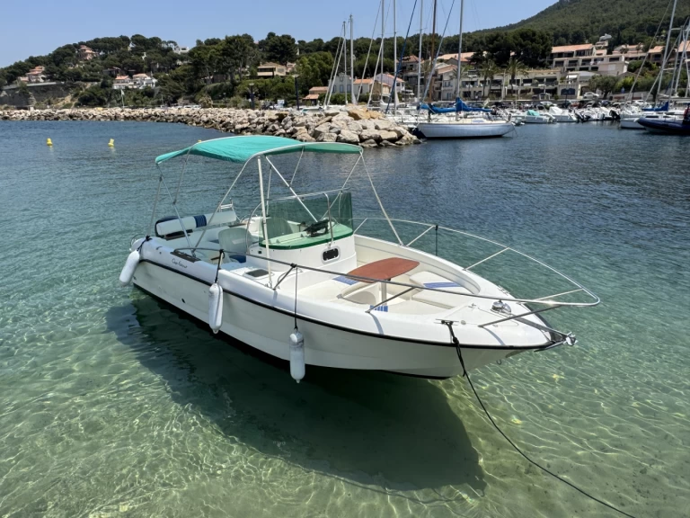 Yacht charter La Madrague cheap Cap Ferret 650 Open Swing