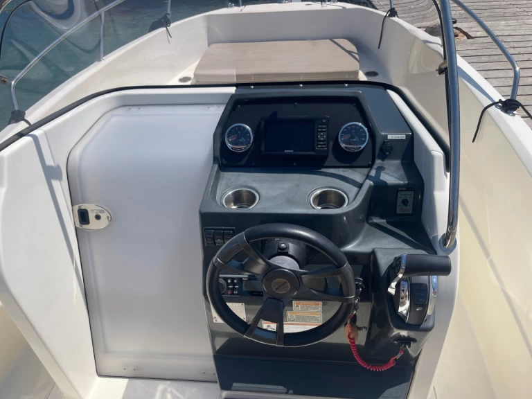 Quicksilver Activ 675 Open charter bareboat or captained in  La Madrague