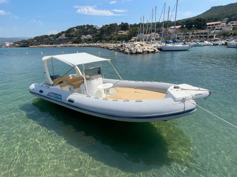 Boat rental Capelli Tempest 750 in La Madrague on Samboat